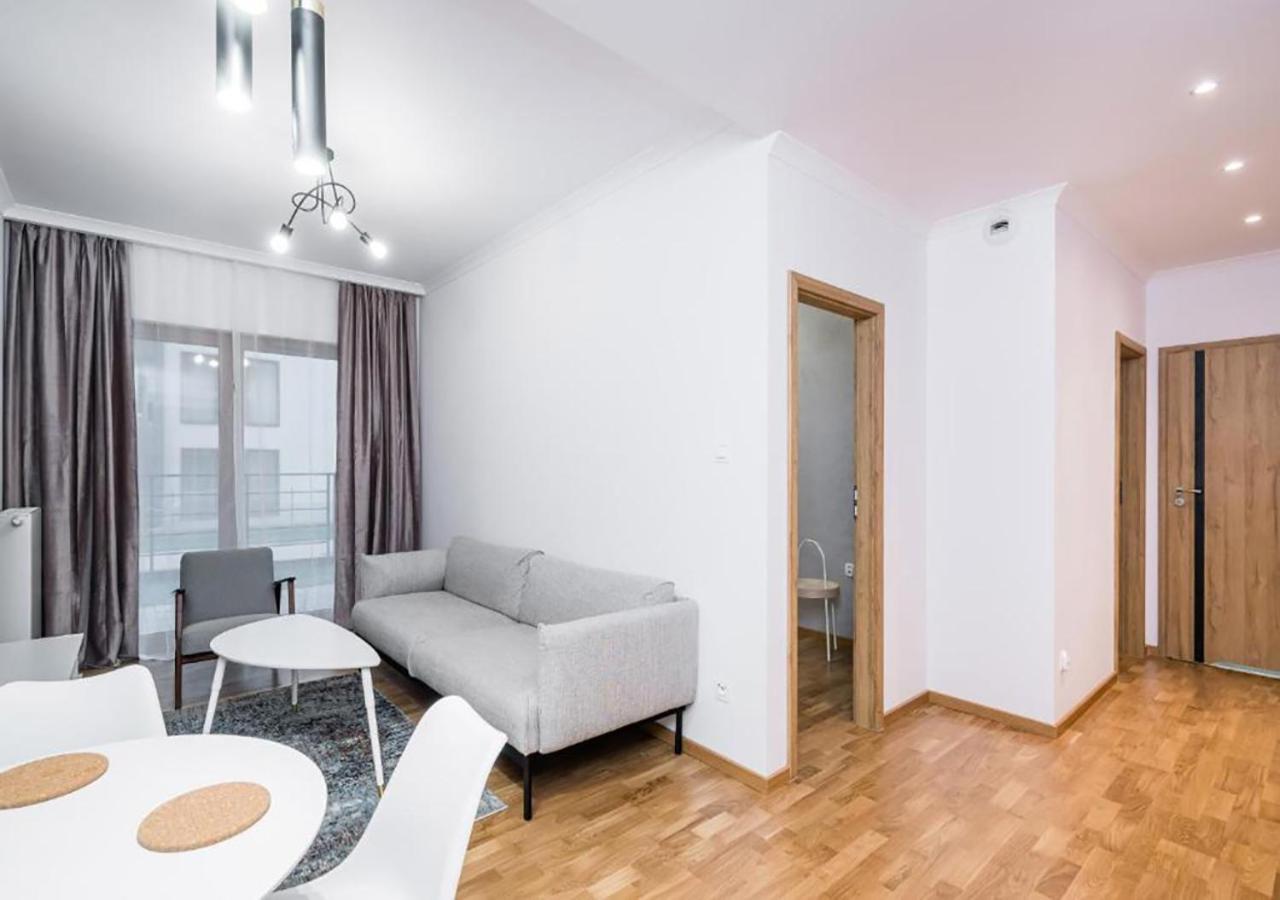 Gh Luxury Apartment Krakow Luaran gambar