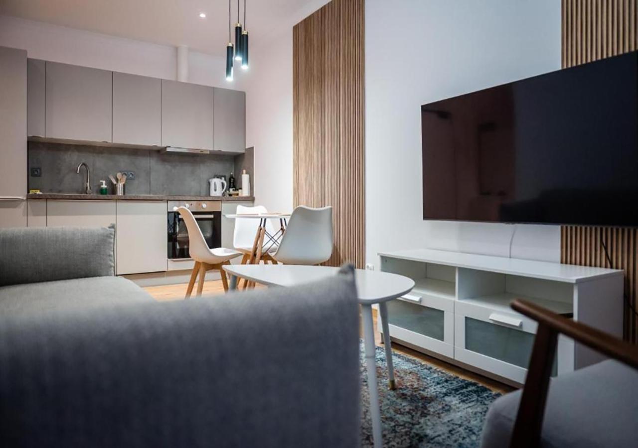 Gh Luxury Apartment Krakow Luaran gambar