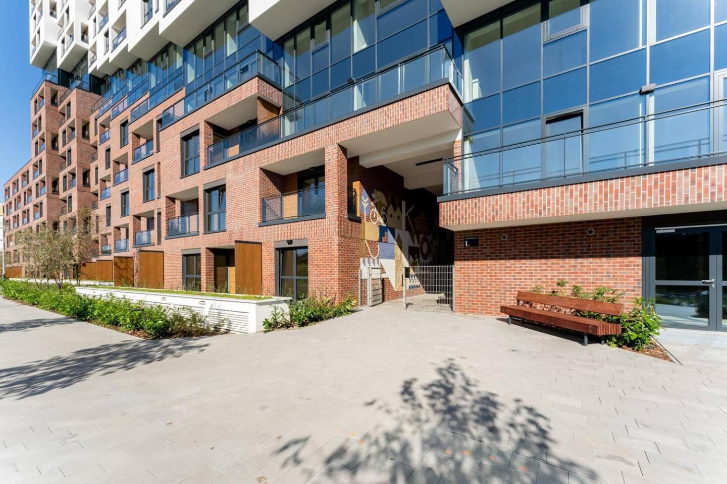 Gh Luxury Apartment Krakow Luaran gambar